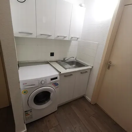2-zimmer 10min To Fair - Max 5 Personen *