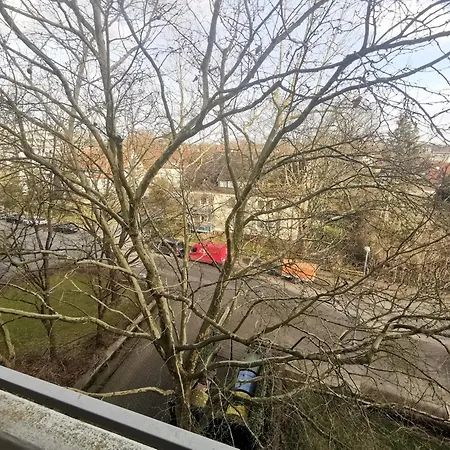 Apartment 2-zimmer 10min To Fair - Max 5 Personen *